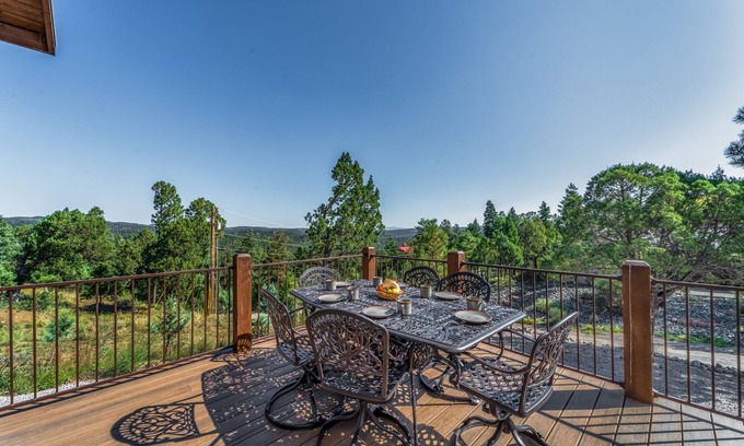 Ruidoso Cabin | Wine Top | Luxury Cabin, Private Hot Tub!