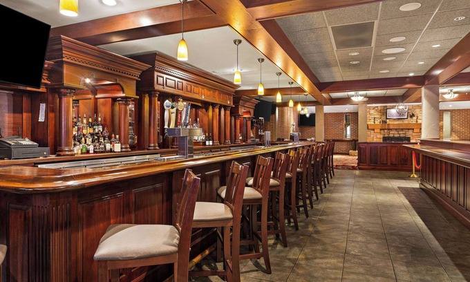 South Bend Hotel | Wingate by Wyndham South Bend/Notre Dame