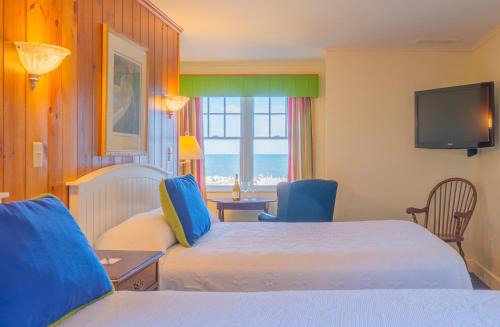 Harwich Port Hotel | Winstead Beach Resort