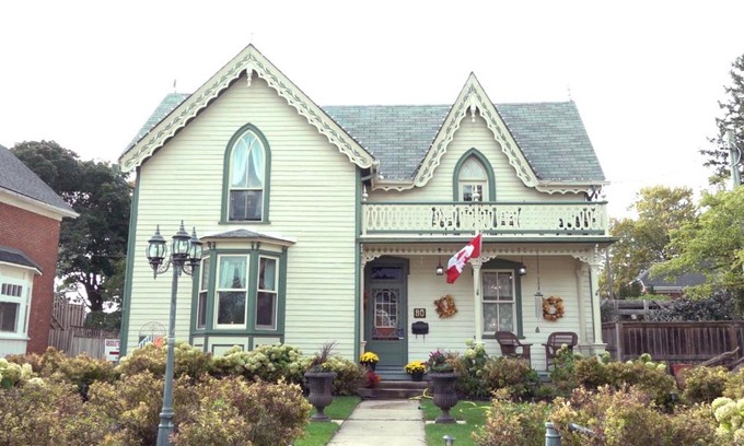 Elmira Bed & Breakfast | Winter Suite, Bristow's Inn