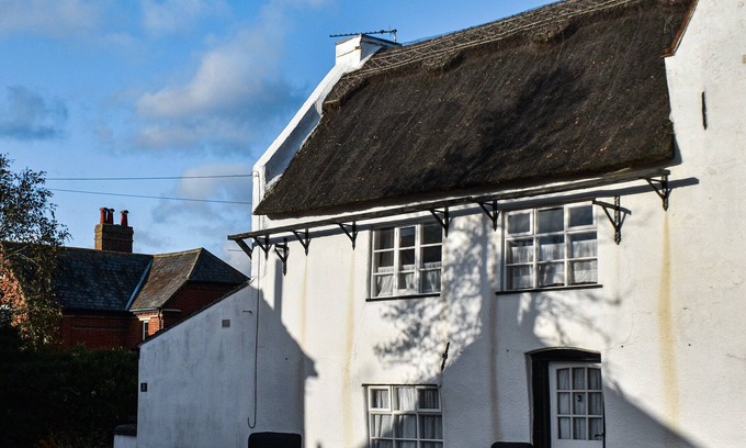 Ludham Cottage | With the amazing Norfolk Broads on the doorstep, is the perfect holiday home in which to relax and e