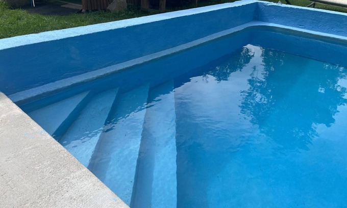 Kvasiny Villa | Wonderful private villa with hot tub, WIFI, private pool, TV, patio, pets allowed and parking