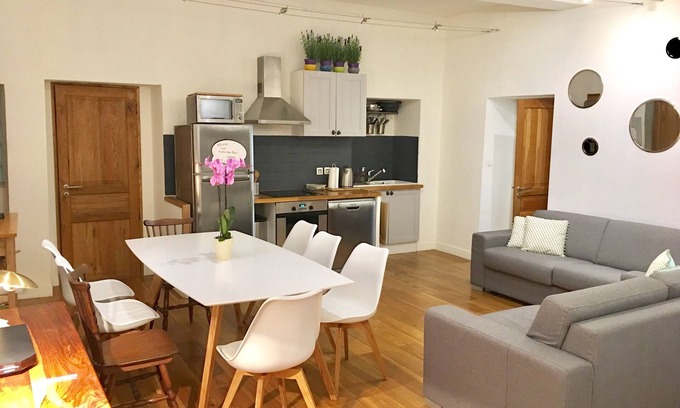 Quartier du Port Apartment | Wonderful flat on the pear!