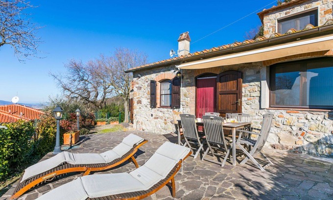 Castellina Marittima House | Wonderful private villa for 6 people with hot tub, WIFI, terrace, pets allowed and panoramic view