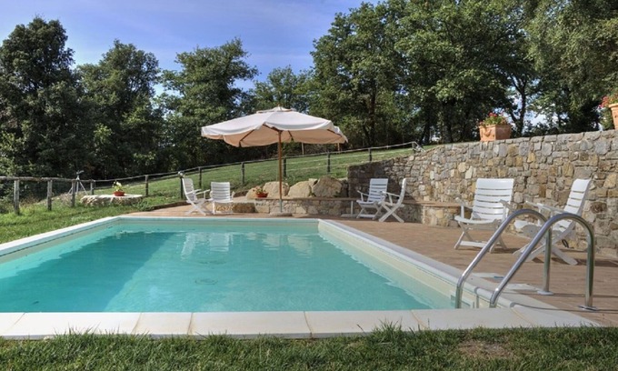 Gaiole in Chianti Villa | Wonderful private villa for 12 people with WIFI, A/C, private pool and TV
