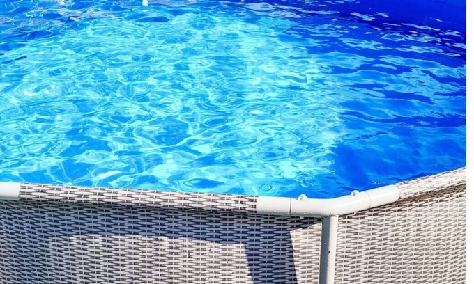 Nebahovy House | Wonderful private villa for 9 people with private pool, WIFI, TV, patio, pets allowed and parking