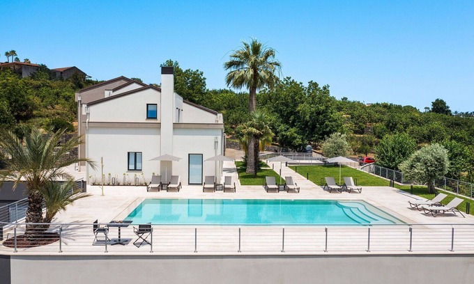 Mascali Villa | Wonderful private villa for 11 people with A/C, WIFI, private pool, TV, terrace and panoramic view