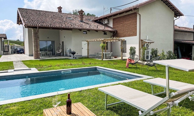 Novello House | Wonderful private villa for 10 guests with private pool, WIFI, A/C, terrace and panoramic view
