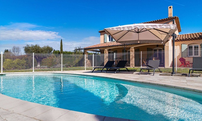Carces House | Wonderful private villa for 8 people with WIFI, A/C, private pool, TV, terrace and parking