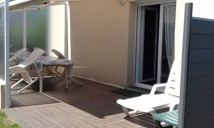 Erdeven House | Wonderful private villa for 8 guests with WIFI, TV, terrace and pets allowed