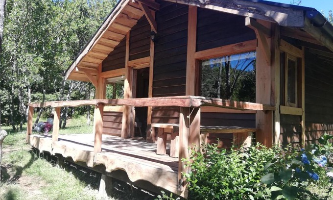 Pucon House | Wonderful rustic cabin 2, with native logs, on the banks of the Trancura River