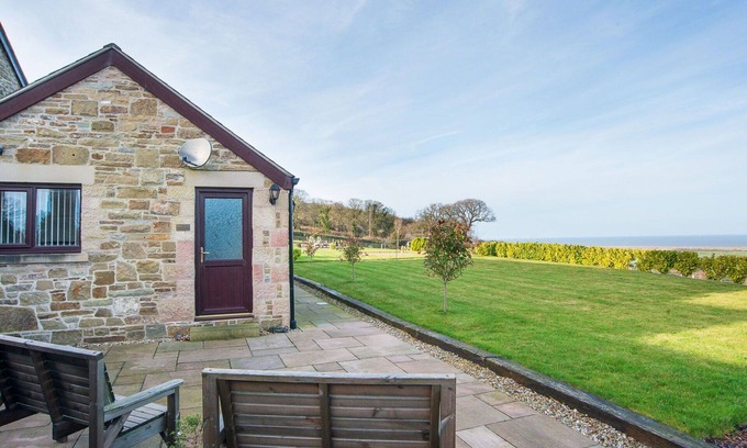 Llanasa House | Wonderful villa for 4 guests with WIFI and TV