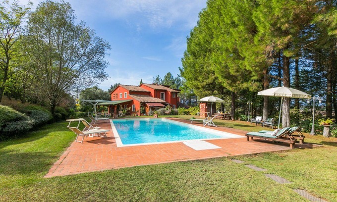 Fucecchio Villa | Wonderful villa for 4 people with WIFI, private pool, TV and parking