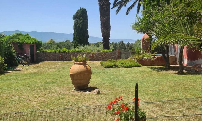 Orbetello Villa | Wonderful Villa with garden in Ansedonia