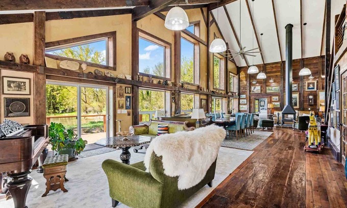 Salem House | Wondrous Lakeside Historic Home, Acres of Streams, Trails, and Beauty, Hot Tub, Pet Friendly, & BBQ