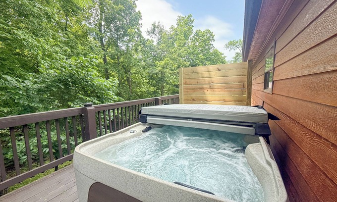 Cobden House | Woodland Retreat - Cabin 3