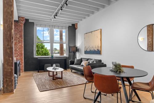 Teneriffe Apartment | Woolstore Riverfront Apartments Teneriffe