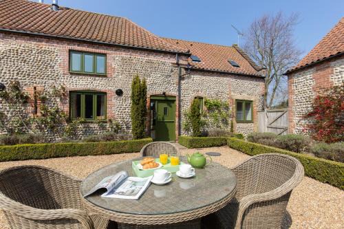 West Beckham House | Work Shop, Rookery Farm