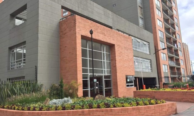 Fontibon Apartment | WOW! NEW 3/2BR, NEAR AIRPORT & SHOPPING - PREMIUM!