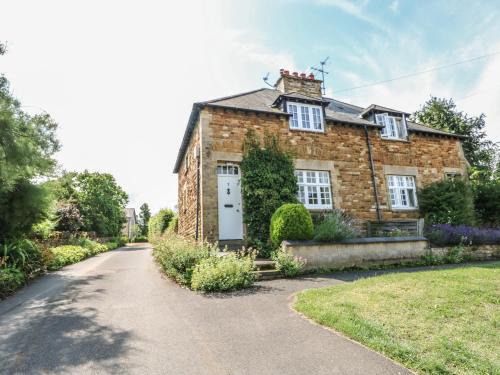 Longdon House | Wren Cottage