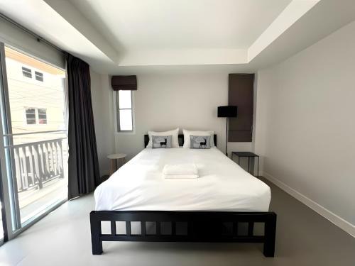 Wang Burapha Phirom Apartment | X Mitr Inn MRT Samyot - ตรอกวิสูตร MRT สามยอด