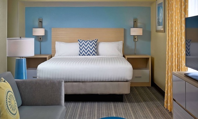 Gunter Afs Resort | You Found it! Free Parking, Onsite Pool, Tennis Court!