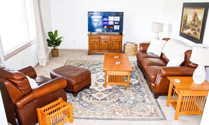 Connellsville Apartment | Yough Trail Retreat on the Great Allegheny Passage