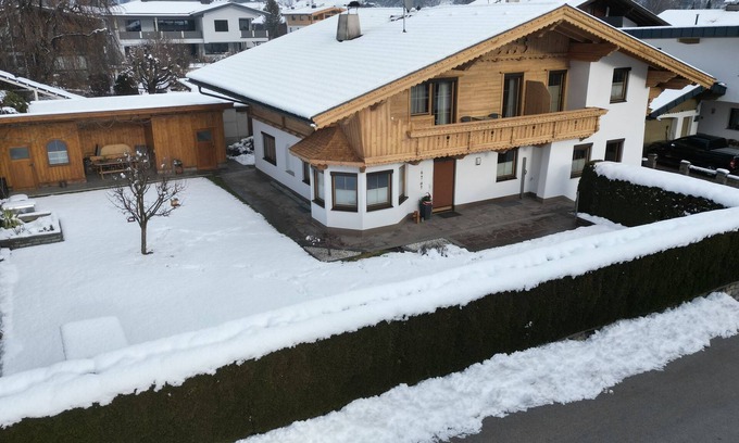 Uderns Apartment | Your dream vacation in the Bergblick apartment in Uderns. You've come to the right place!