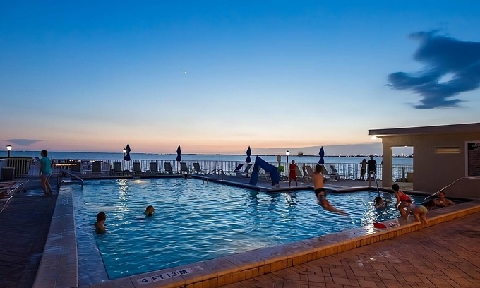 Rocky Point Hotel | Your Home Away From Home! Onsite Pool, Kitchen, Free Parking