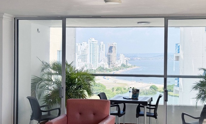 El Laguito Apartment | Your Home Away From Home: A Safe Space to Relax, Tres Carabelas 17-c2