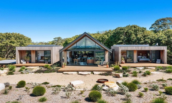 Coorabell House | Your Luxury Escape - Mulagan House 1