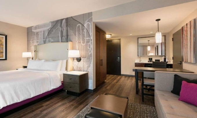 Berkeley Heights Hotel | Your Relaxing Getaway! Free Breakfast, Indoor Pool, Free Parking!