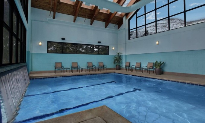 Vail Villa | Your Vail winter vacation starts here in our one-bedroom loft villa
