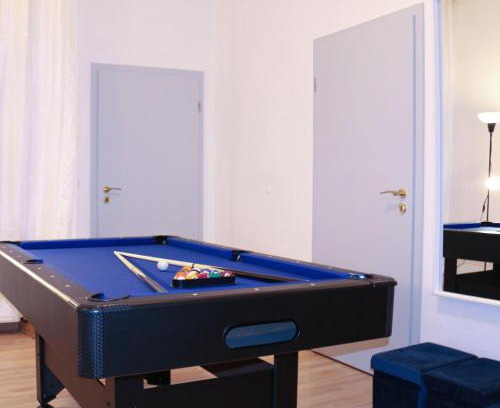 Bautzen Apartment | YR-Apartment-Stadtzentrum-Billardtisch-140qm-Parkplatz