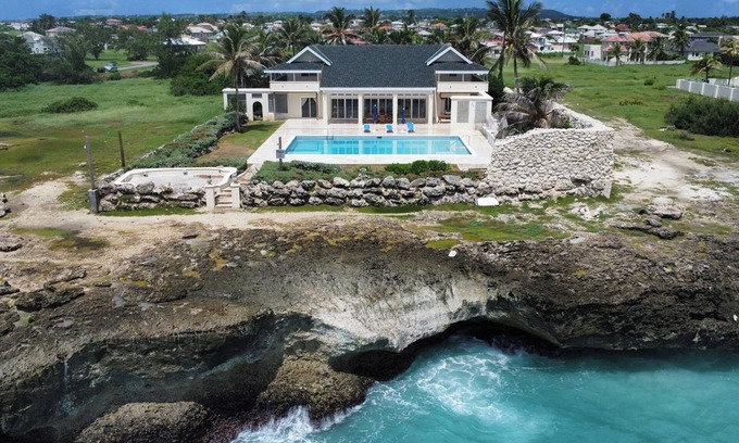 Long Bay Villa | ZenBreak Ocean Mist Villa