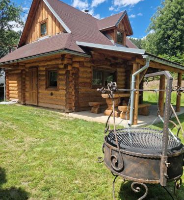 Brezno Ski Chalet | Zrub pri rieke Hron