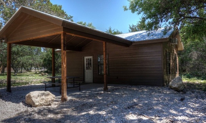Uvalde County Cabin | Zubers - CA -H Cabin H