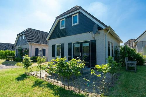 Ouddorp House | Zuiderdiep 06 - Noordzeepark Ouddorp NOT INTENDED FOR COMPANY OR WORK-RELATED STAYS