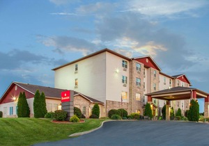 Ramada by Wyndham Sparta/at Speedway