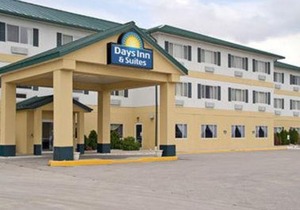 Days Inn & Suites by Wyndham of Morris