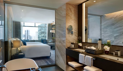 Club Twin Room
