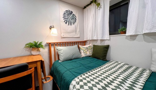 Double Room (03)