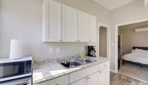 House (1 Bedroom)