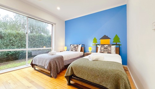 Family House, 4 Bedrooms, Non Smoking, Park View