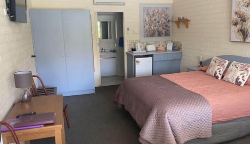 Basic Double Room