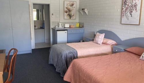Basic Twin Room