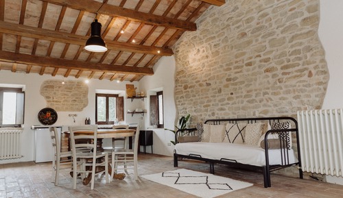 Honeymoon Apartment