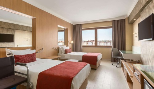 Standard Room, 2 Twin Beds, Accessible, Non Smoking