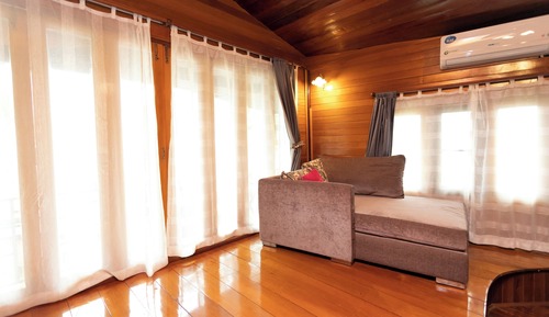 Suite Lake & Garden View