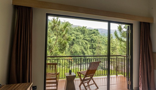 Deluxe Room, River View